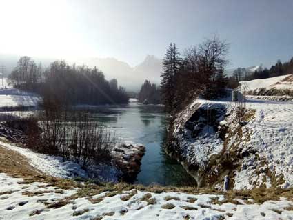 Fluss, jpg 24kb